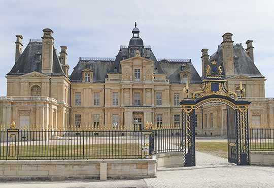 Château de Maisons, vue sur la cour d’honneur © Benjamin Gavaudo - CMN