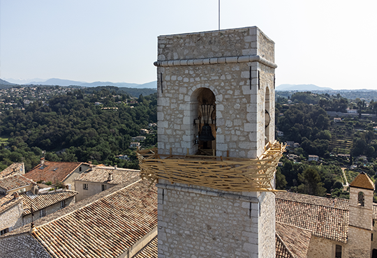 BIS 2023, Tadashi Kawamata, Nests in Saint-Paul de Vence 2023, Courtesy of the artist and Mennour Paris, Photo Frédéric Pasquini