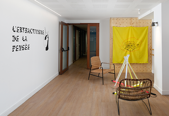 matali crasset, Transfo Emmaüs Solidarité, L'Extractivisme de la pensée (détail), 2025 © Aurélien Mole