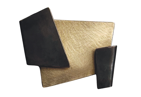 Éric de Dormael, Folded et Phila, broches, 2019.  Laiton doré et patiné hématite Série limitée numérotée 1 à 4 © Galerie Negropontes